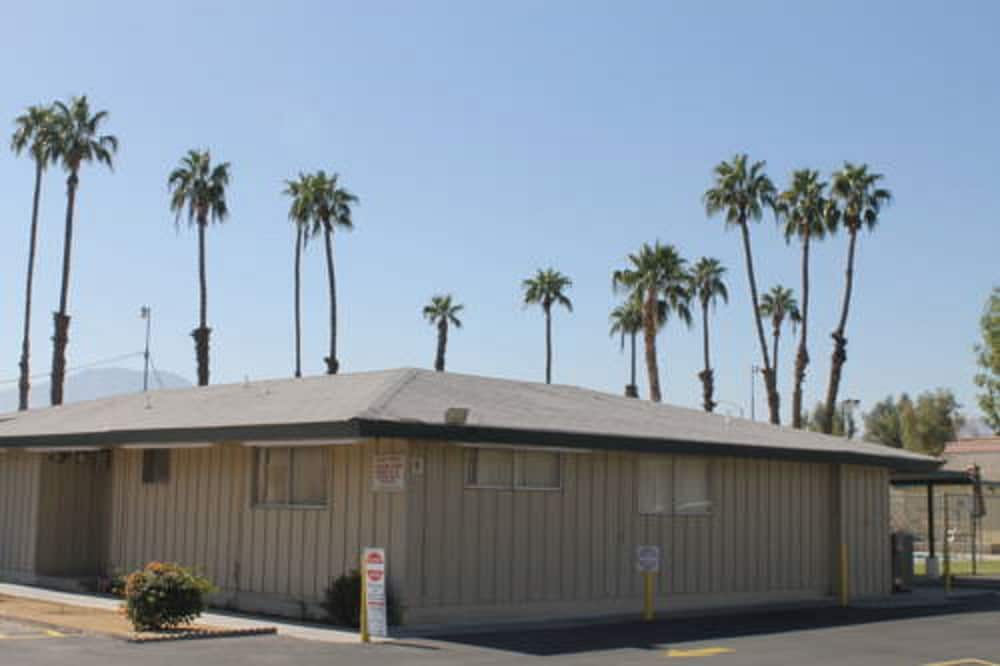 Indio Holiday Motel