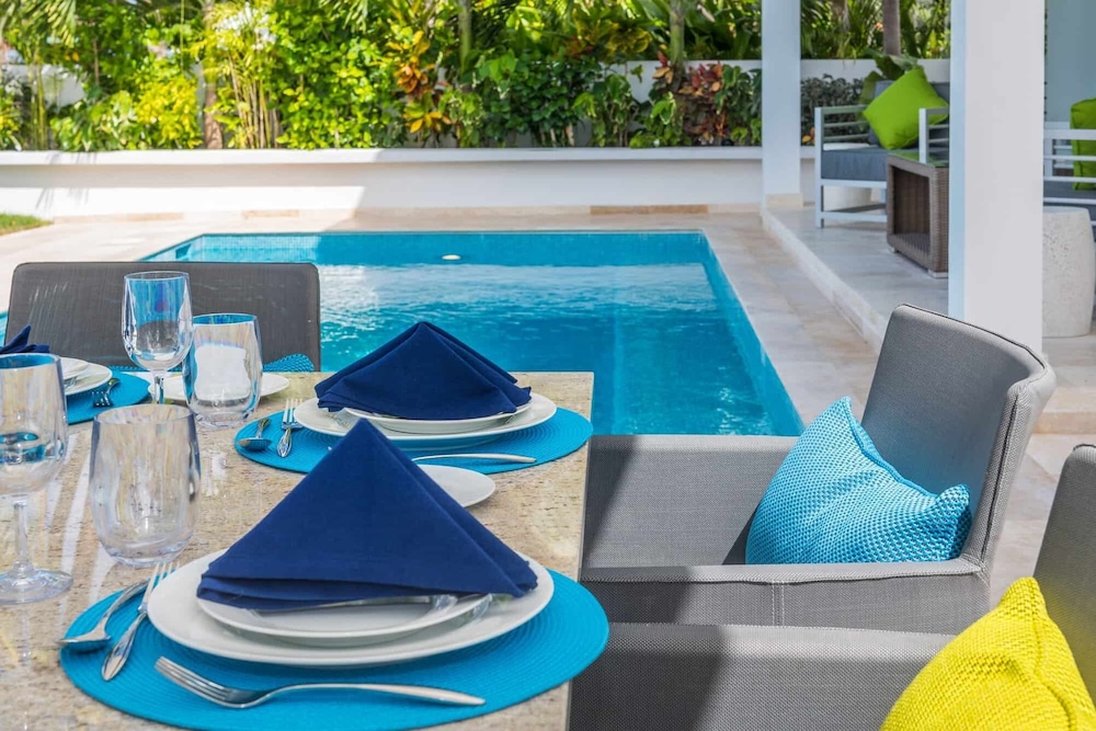 Nirvana Barbados by MC