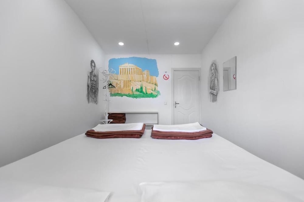 Light Hostel
