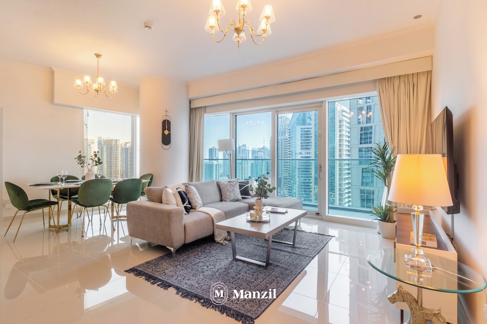 Manzil - 2BR in Dubai Marina w Sea View