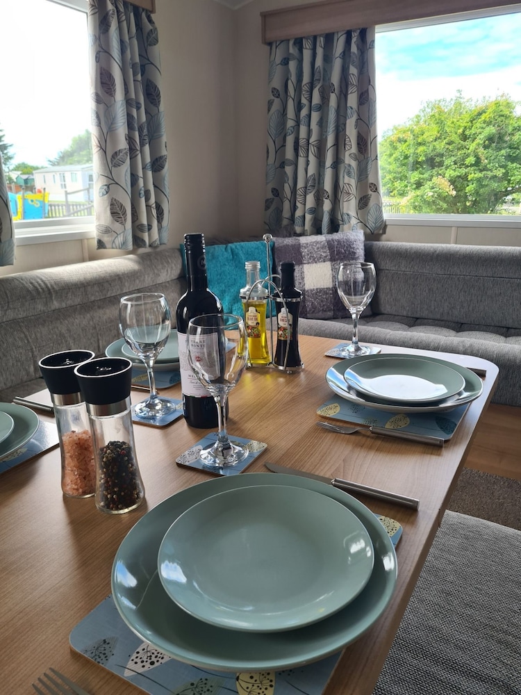 The Mayflower - Family & Pet Friendly