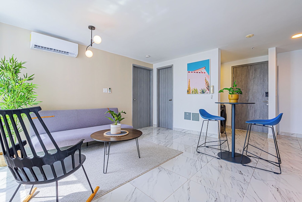 The Sands by Wynwood House