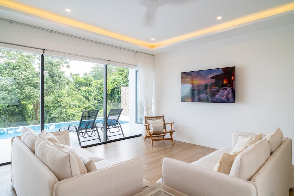 Brand New 3 bed Sea View Villa - KBR31