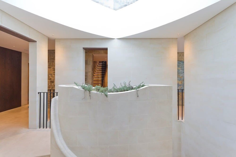 5 Bed House w/ Indoor Pool, Sauna & Private Garden - Fulham