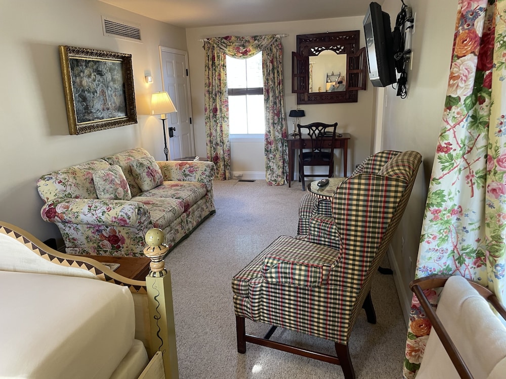 Wilmington Vacations - The Inn at Montchanin Village, a Historic Hotel of America - Property Image 43