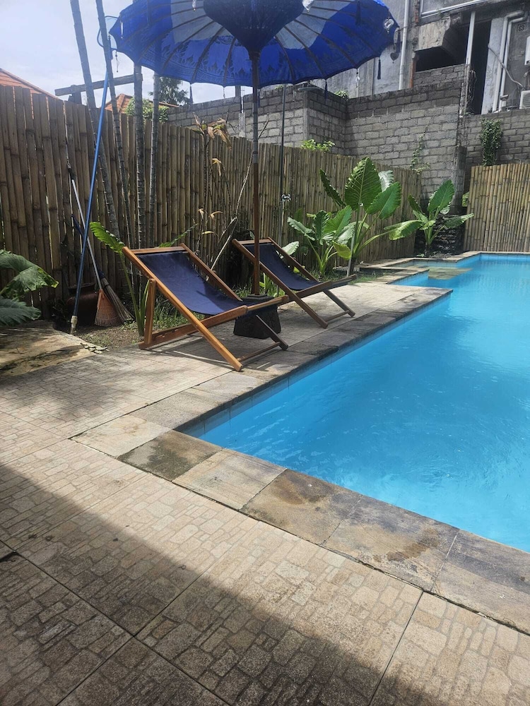 Two Brothers Guesthouse