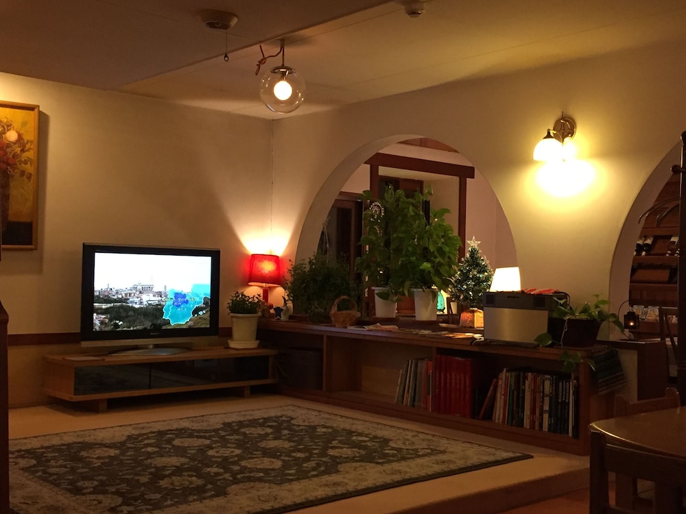 Inn of Amigos Yasuda Pension