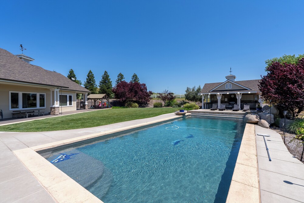 Frontier Farmhouse