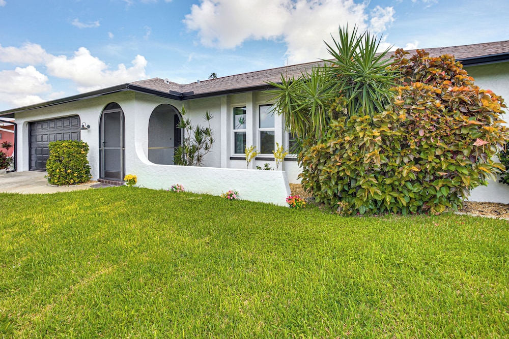 Swim, Hike & Golf: Family Gem in Cape Coral!