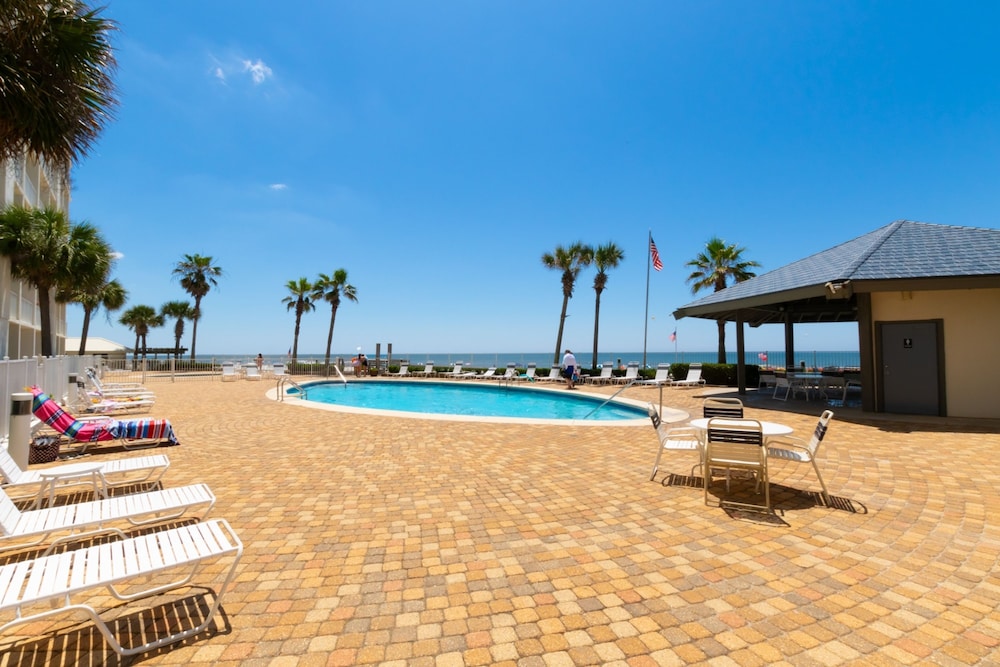 Windward Pointe 1502