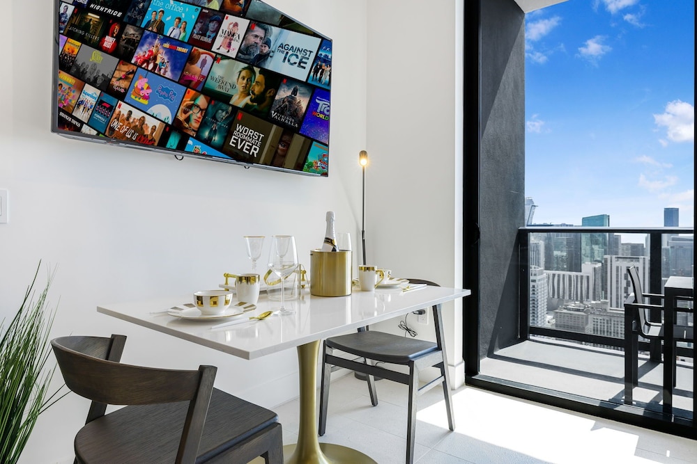 Studio with City Views in Downtown Miami