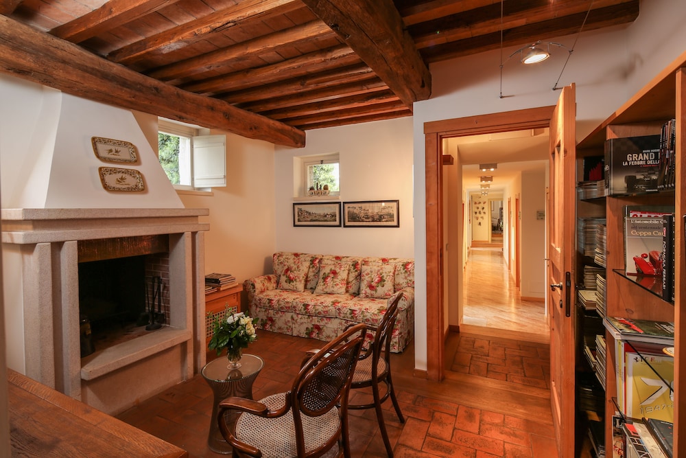 Residenza Roccafiore view 2