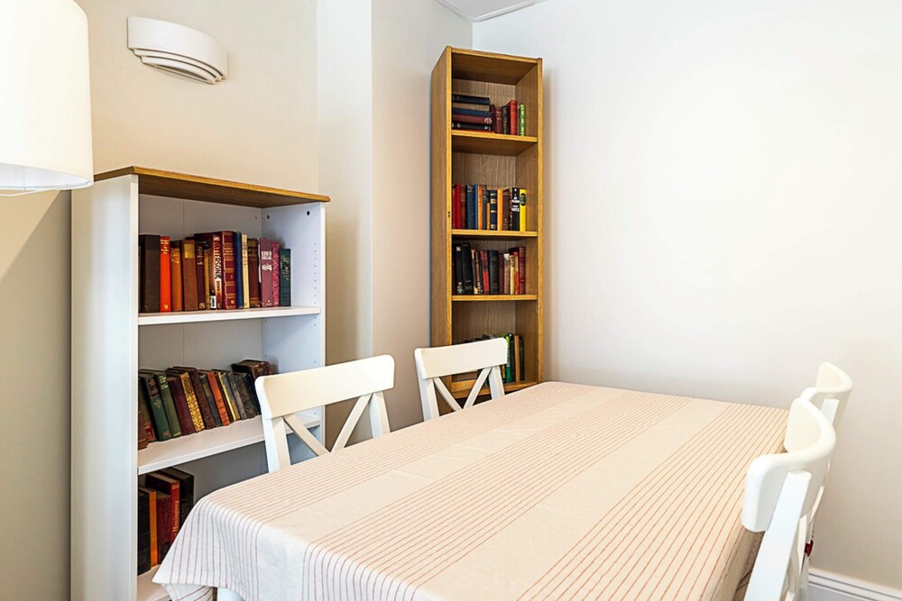 Charming and Modernised Edwardian Flat