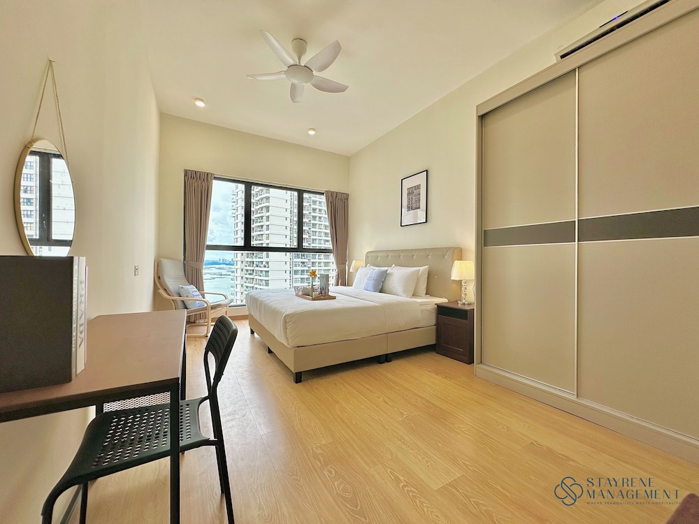 Country Garden Danga Bay Sea View Homestay by Stayrene