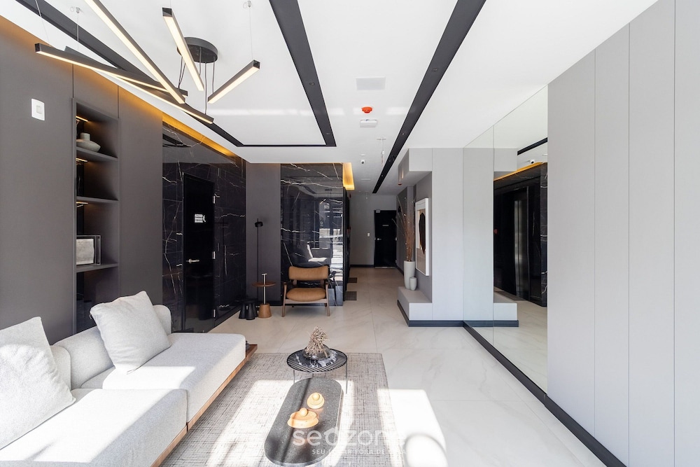 Relaxing and Complete Stay in a Building With Pool VPD