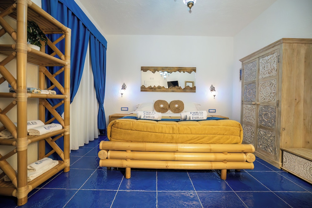 Étoiles Luxury Guest House Resort view 4