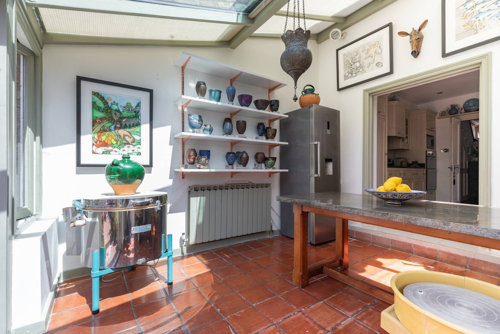 Lilyville Road III by Onefinestay