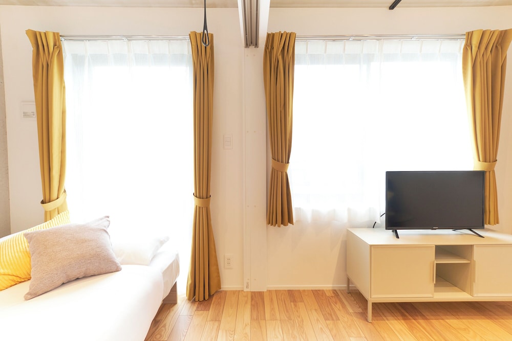 Frontier Comfort Kita-Ikebukuro by Tranova