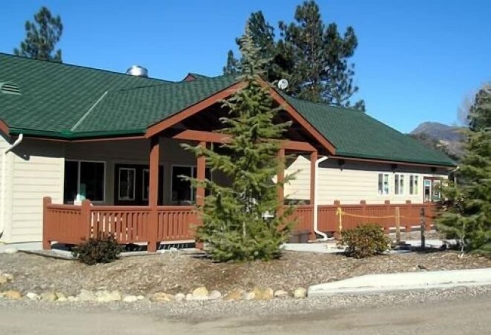 Oakzanita Springs RV Campground - Property Image 9