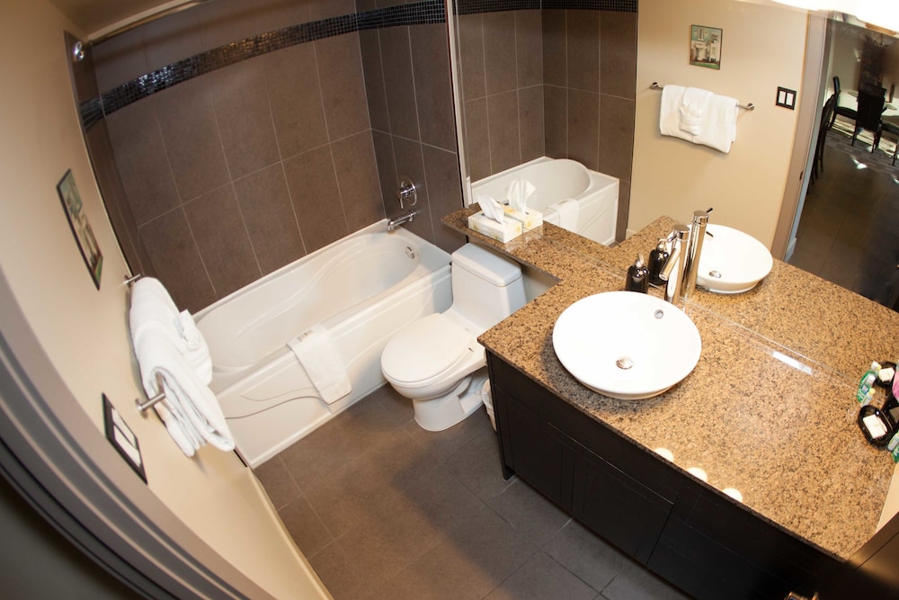 Corporate Suites of Calgary - Eightwelve