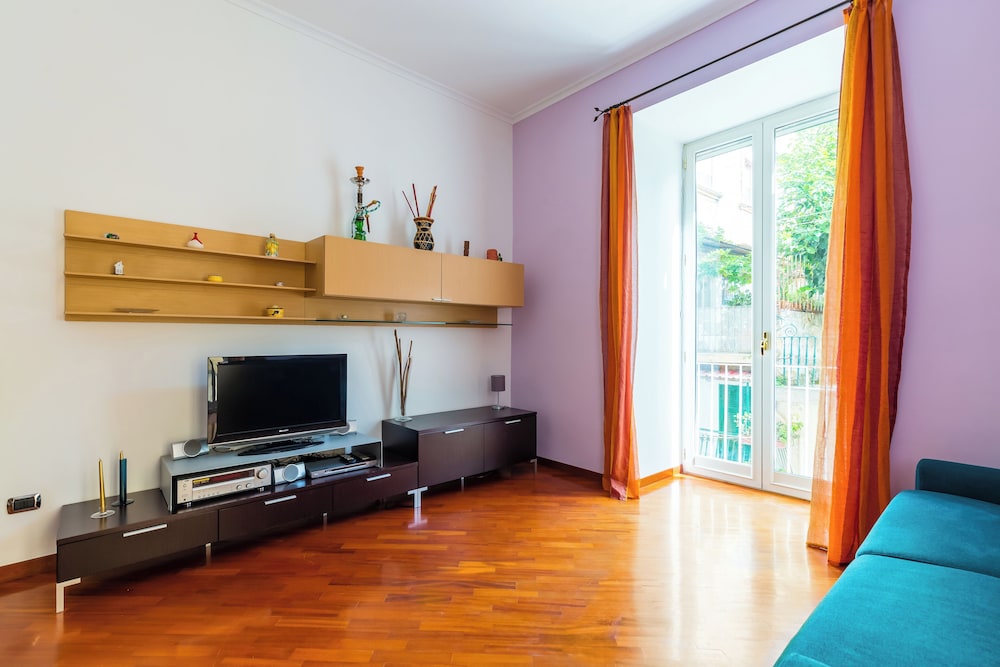 Montesanto Apartment by Wonderful ltaly