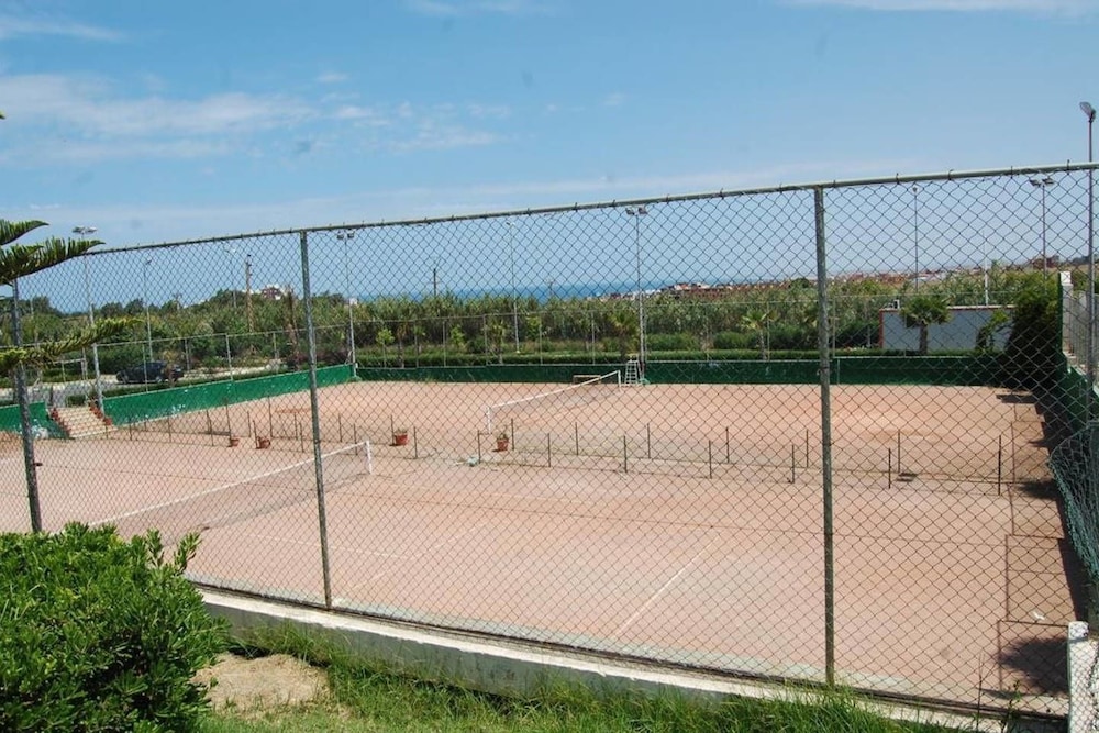 Appartement au complexe marina golf