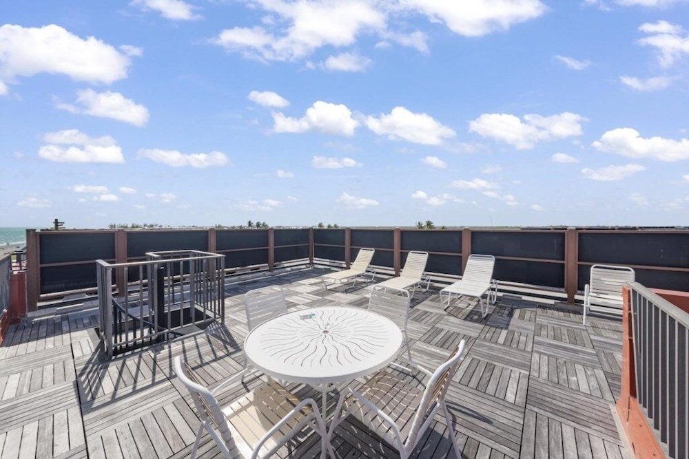 Pointe Santo A44 3 Bedroom Condo