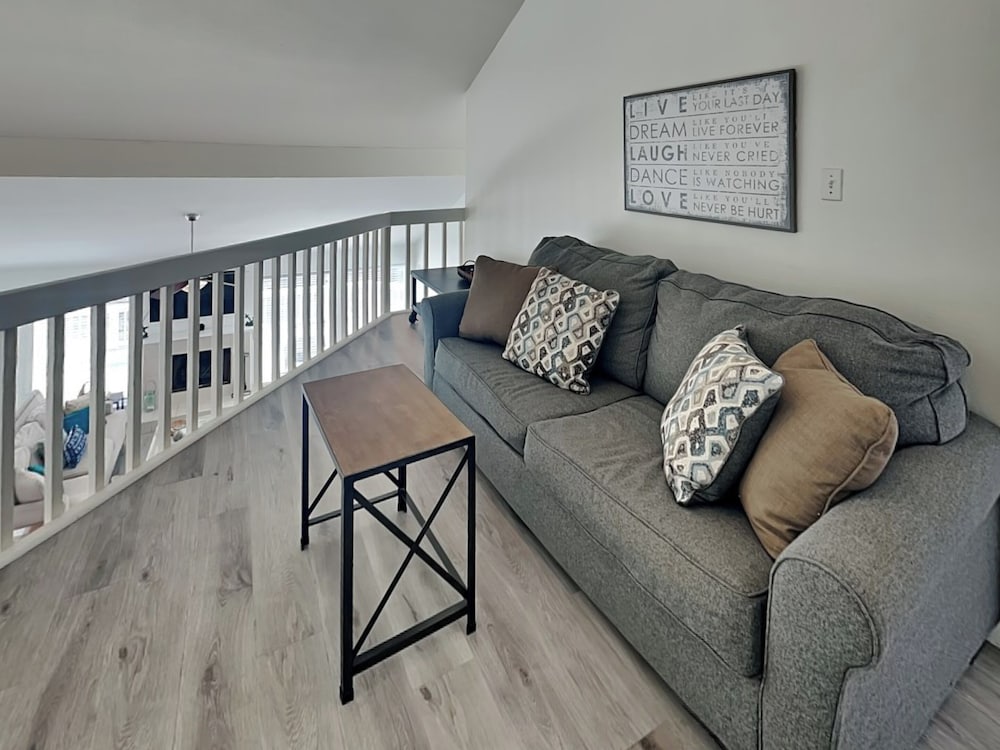 Beachfront Dolphin by Ryson Vacation Rentals