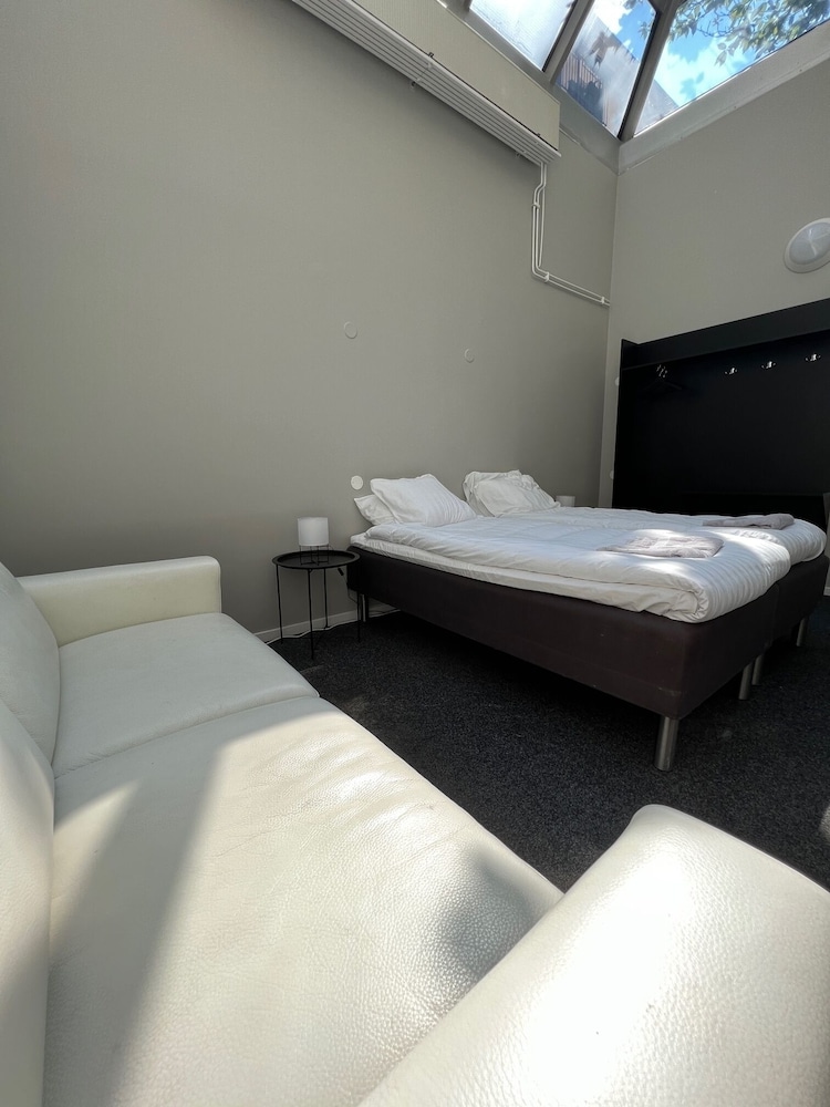 Grad Hotel and Hostel