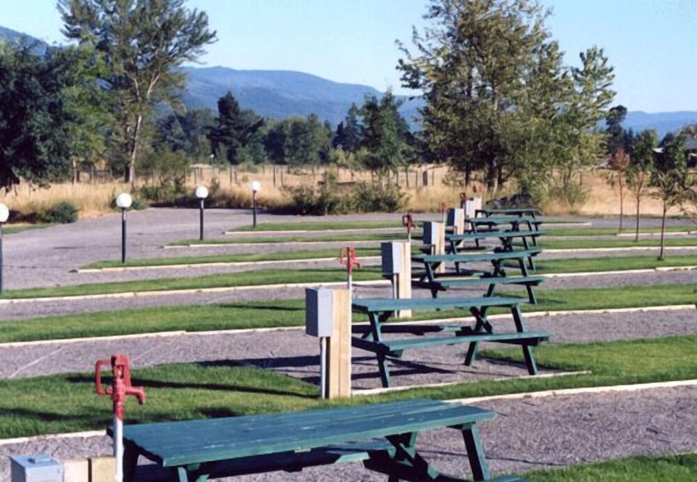 Mountain Springs Motel & RV Park