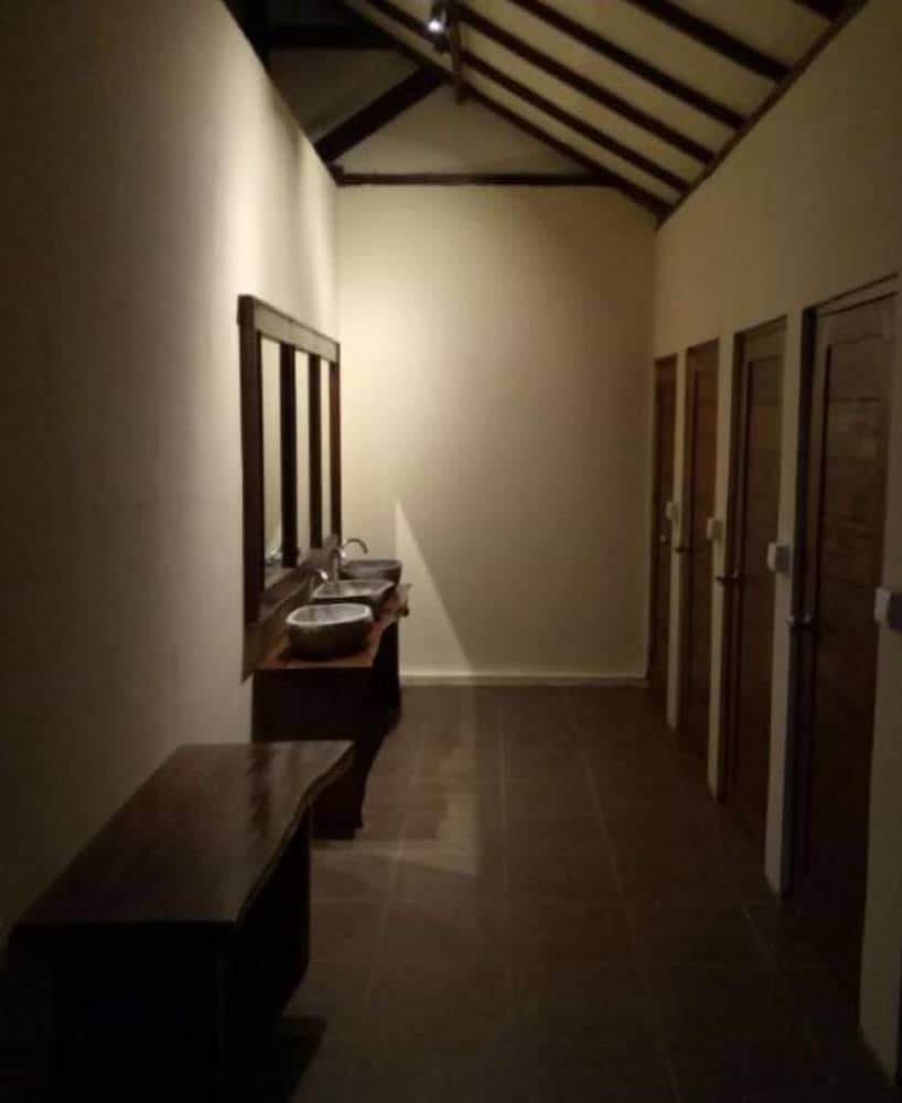 Gili Buana Hostel & Backpackers