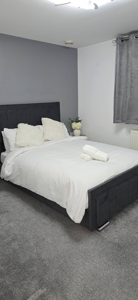 Stylish 2-bed Apartment in Newport, Perfect for a Relaxing Getaway
