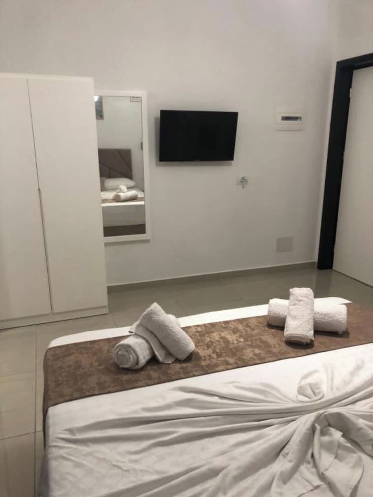 Vila Xhafa