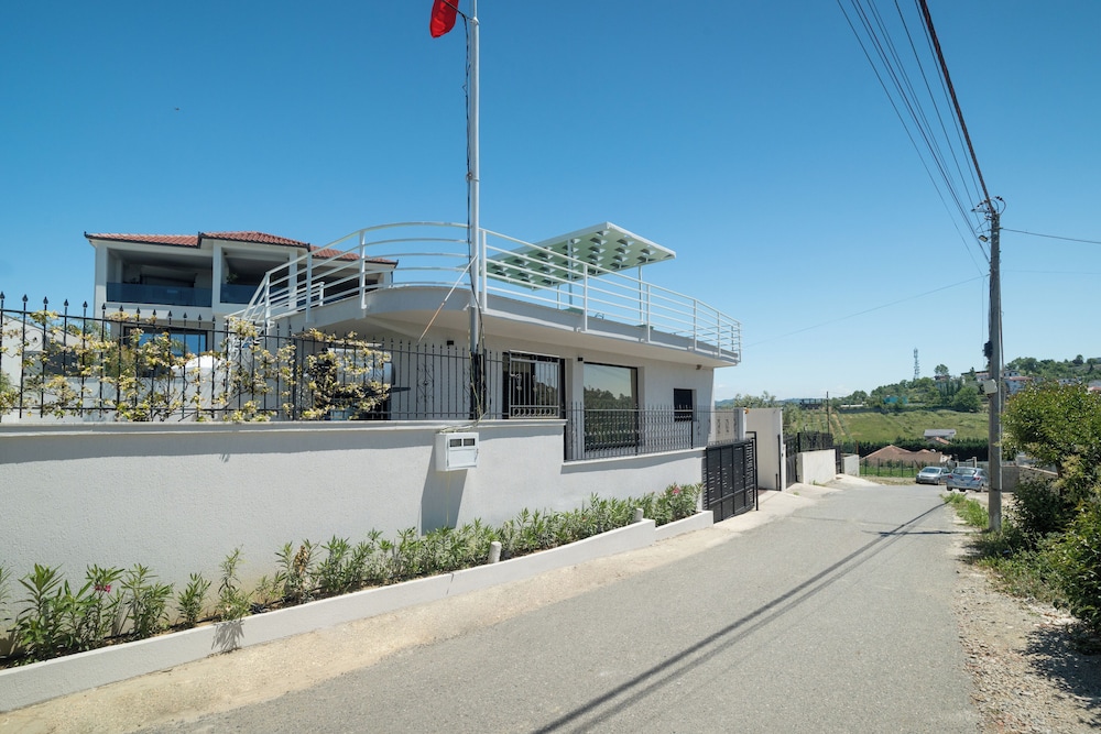 Villa Cosmo