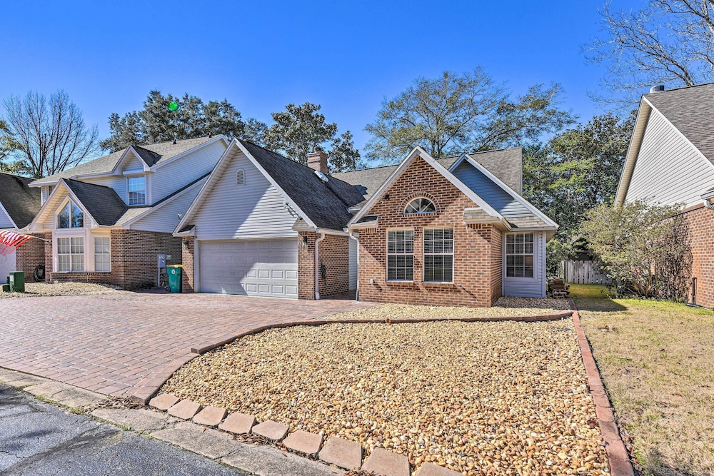 Family-friendly Home Near Destin Beaches view 4