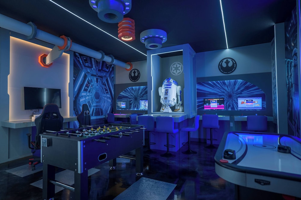Luxury Home With Pool Game Room Cinema