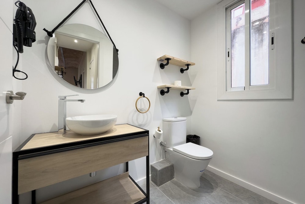 BeBarceloner Sants Apartments