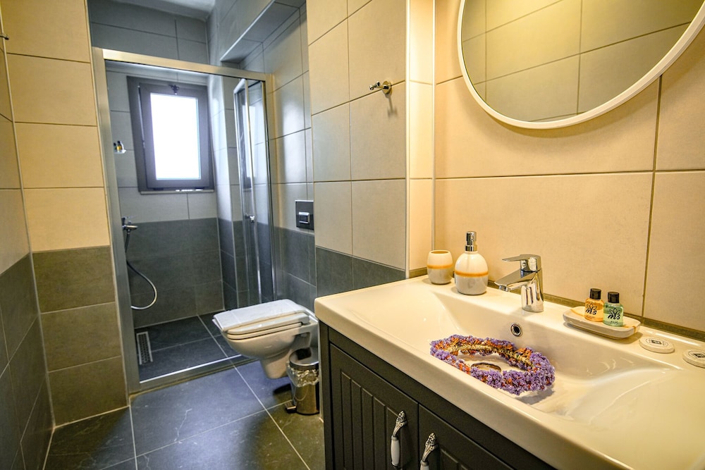 İrinikos Otel - Image 12