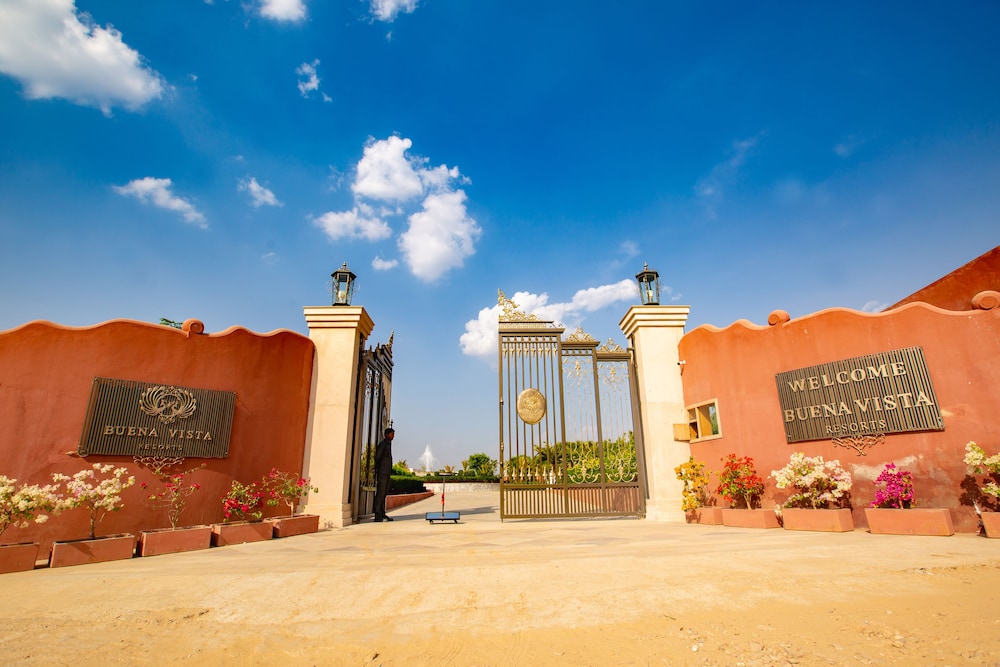 Buena Vista Luxury Resort