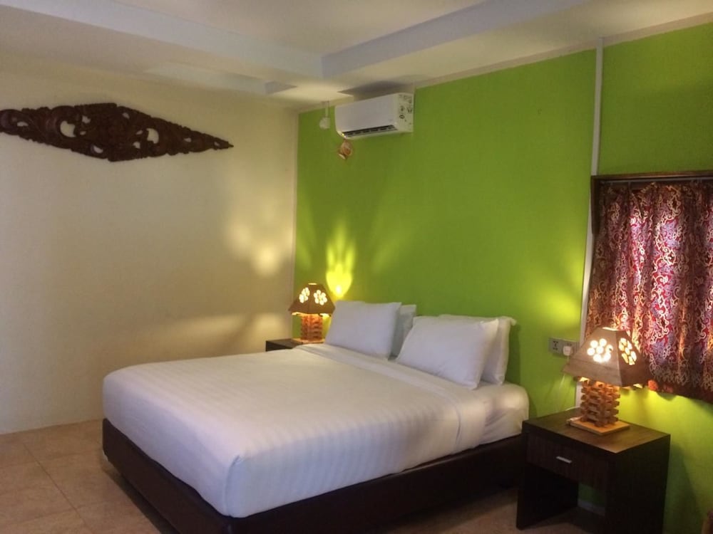 New Marjoly Beach & Resort