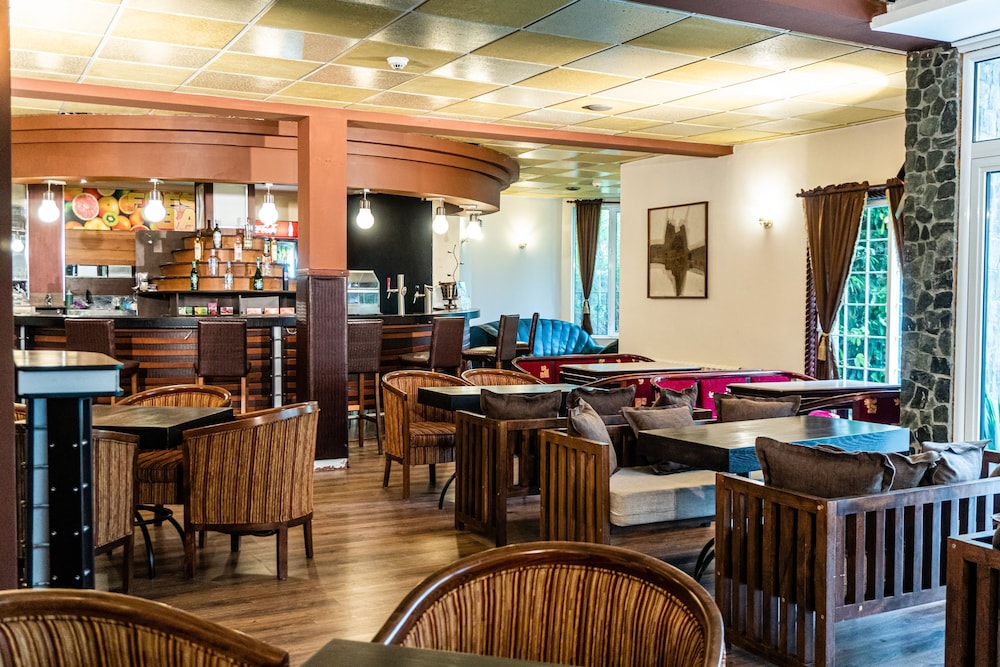 Bansko Vacations - Chateau Vaptzarov Hotel - Property Image 2