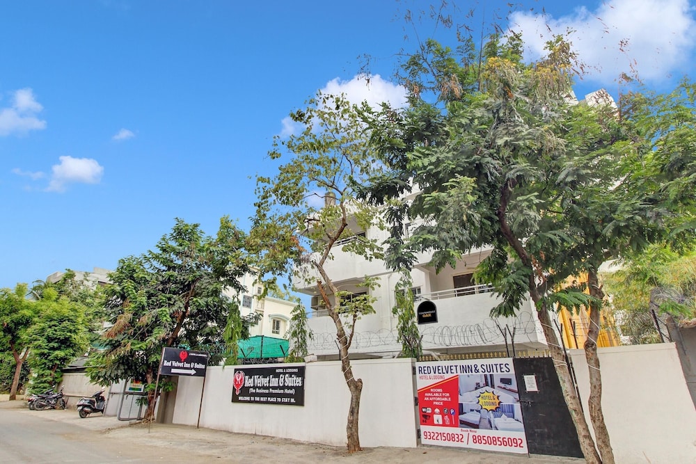 Super Townhouse Koregaon Park