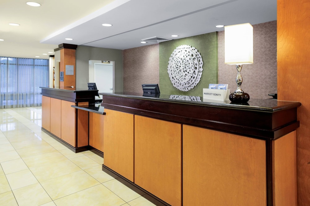 Milledgeville Vacations - Fairfield Inn  Suites Milledgeville - Property Image 24