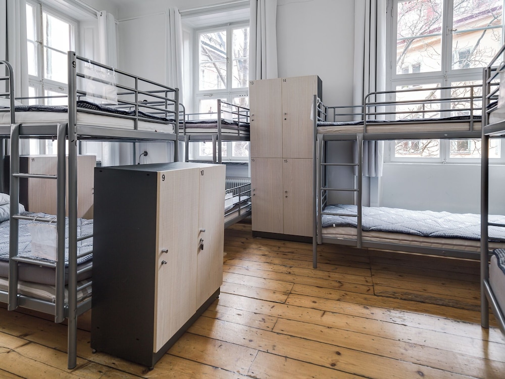 Castanea Old Town Hostel