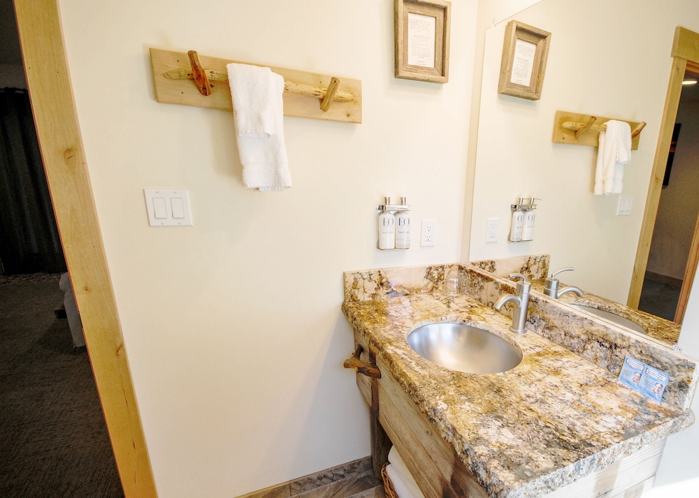 Tahoe Vistana Inn - Property Image 22