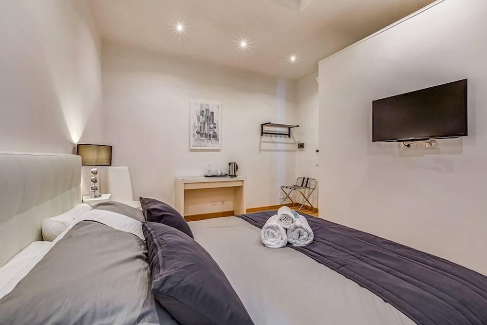 Prati Luxury Suites & Scipioni Vatican