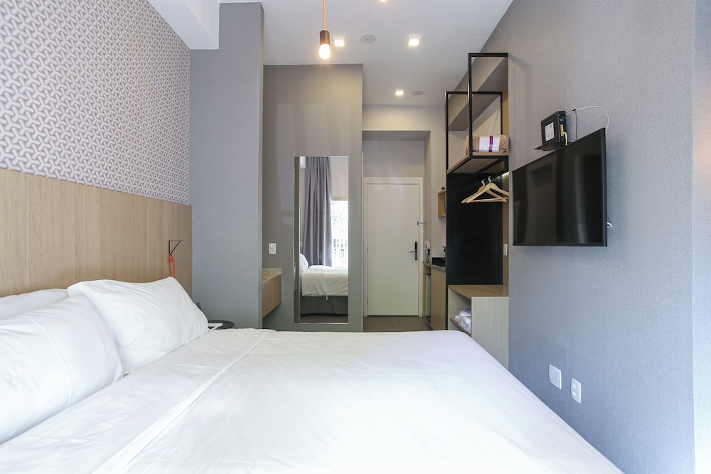 ESD - Studios E-Side By Anora Spaces
