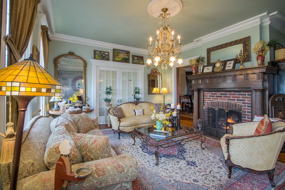 Shorecrest Bed and Breakfast view 3