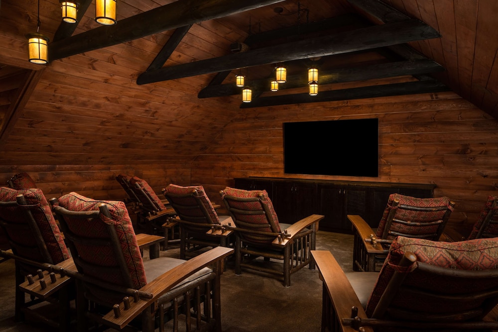 The Chatwal Lodge - Property Image 87