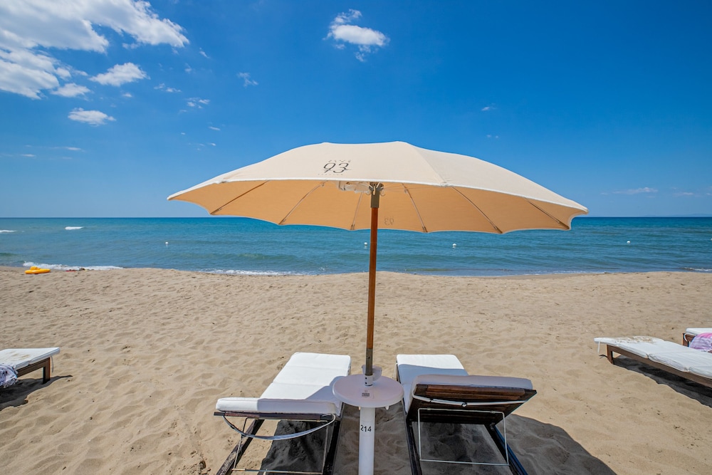 Beach Club 93 view 3